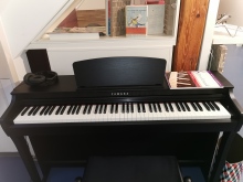 Bild eines E-Pianos