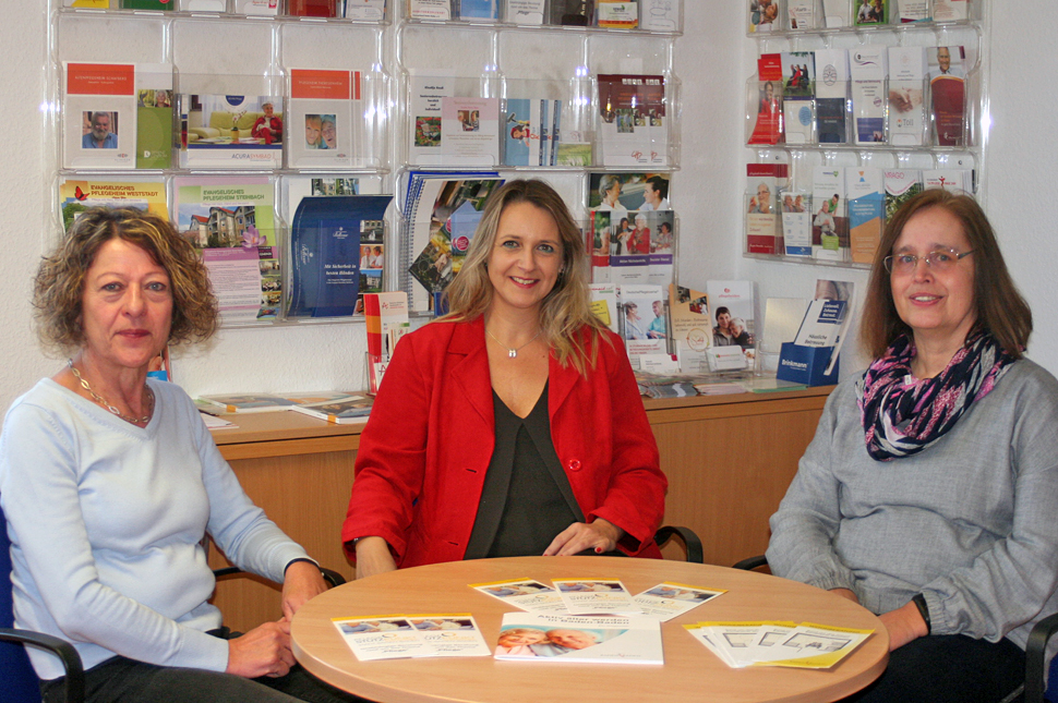 Das Team des städtischen Pflegestützpunkts: Karin Vögele, Tanja Fröhlich und Veronika Koffler (von links).