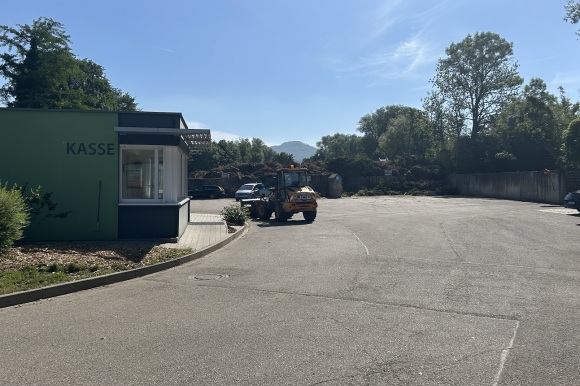 Eingang der Grünschnittanlage. 