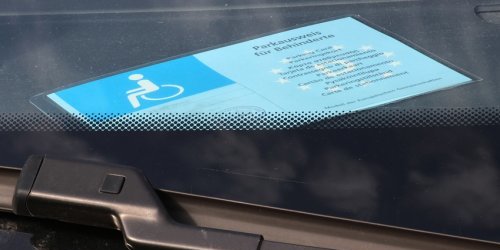 Behindertenparkausweis