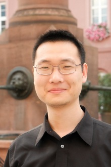Portrait von Haosi Howard Chen.