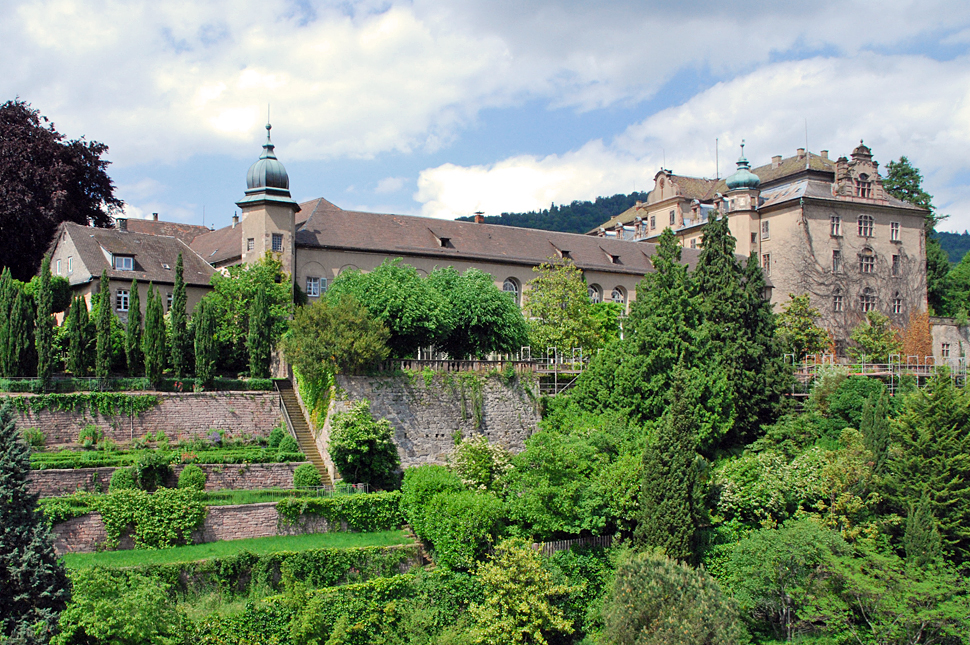 Neues Schloss mit Blick auf den Florentinerberg