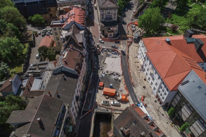 Luftaufnahme des Hindenburgplatzes.