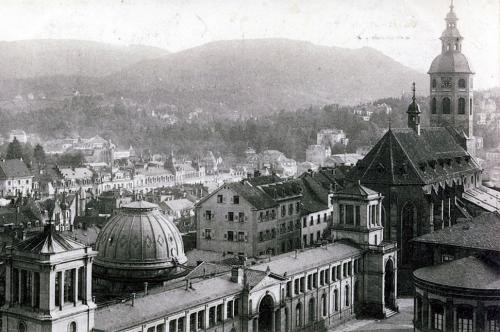 Stiftskirche im Mittelalter.